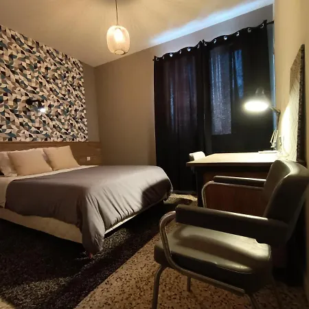 Pensjonat Les Bois De Malaguet - D'etape Et De Sejour Monlet