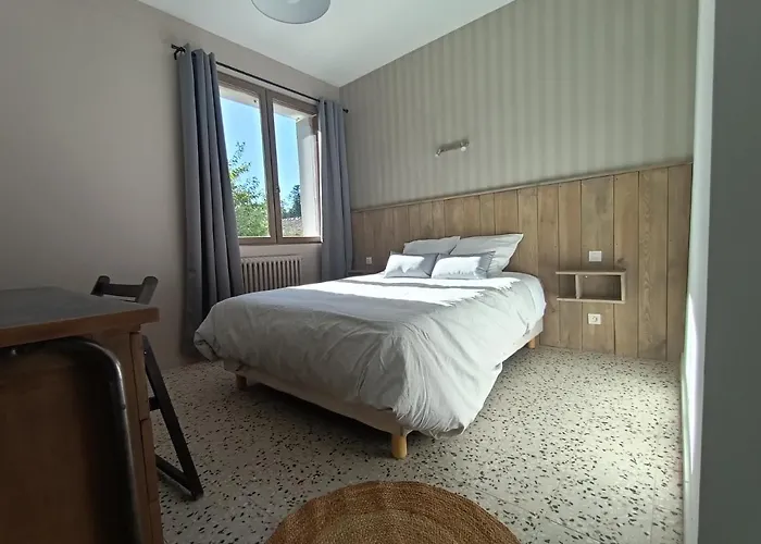 Les Bois De Malaguet - D'etape Et De Sejour Guest house 3*