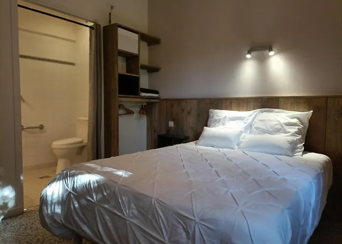 Les Bois De Malaguet - D'etape Et De Sejour 3* Monlet