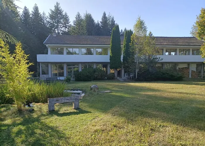 Les Bois De Malaguet - D'etape Et De Sejour Monlet