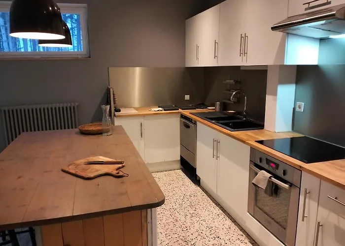 Les Bois De Malaguet - D'etape Et De Sejour Guest house 3*